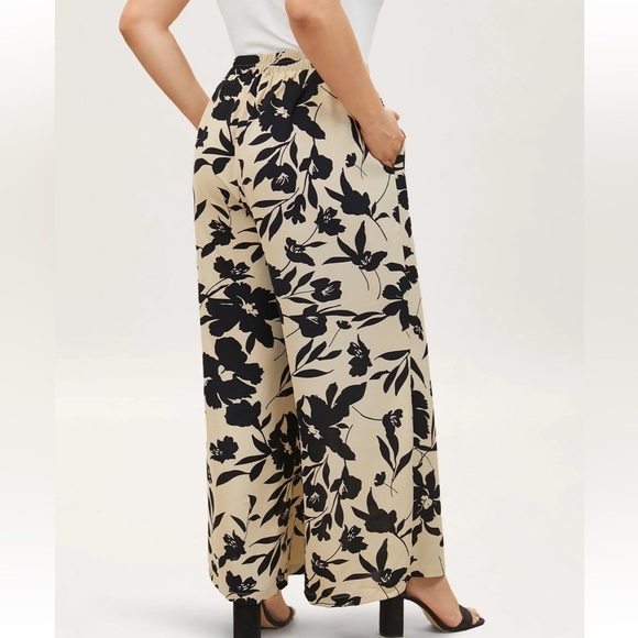 BloomChic Plus Size 4XL Silhouette Floral Print Ties Side Seam Pocket Pants us26 - Picture 2 of 6